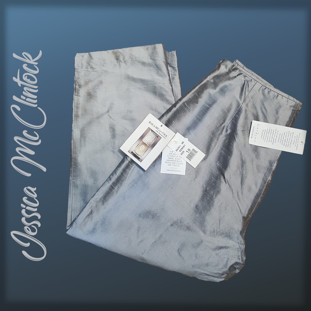 JESSICA McCLINTOCK Silver Silk Capris - Size 10